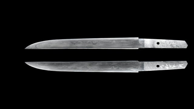 ペーパーナイフや守り刀制作に❗明るい地鉄 日本刀 残欠 平造り 反り強 ペーパーナイフや守り刀制作に❗明るい地鉄 日本刀 残欠 平造り